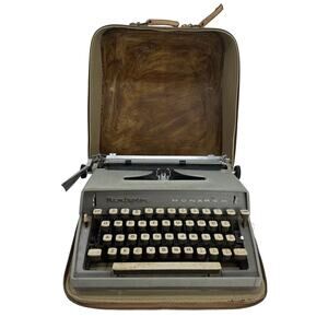 Remington Monarch Typewriter - Vintage Made In West Germany